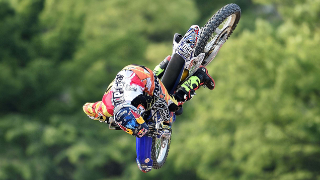 Illustration for article titled 10 Motocross Champions I’m Not Letting Anywhere Near My 3D Puzzle Of The Golden Gate Bridge